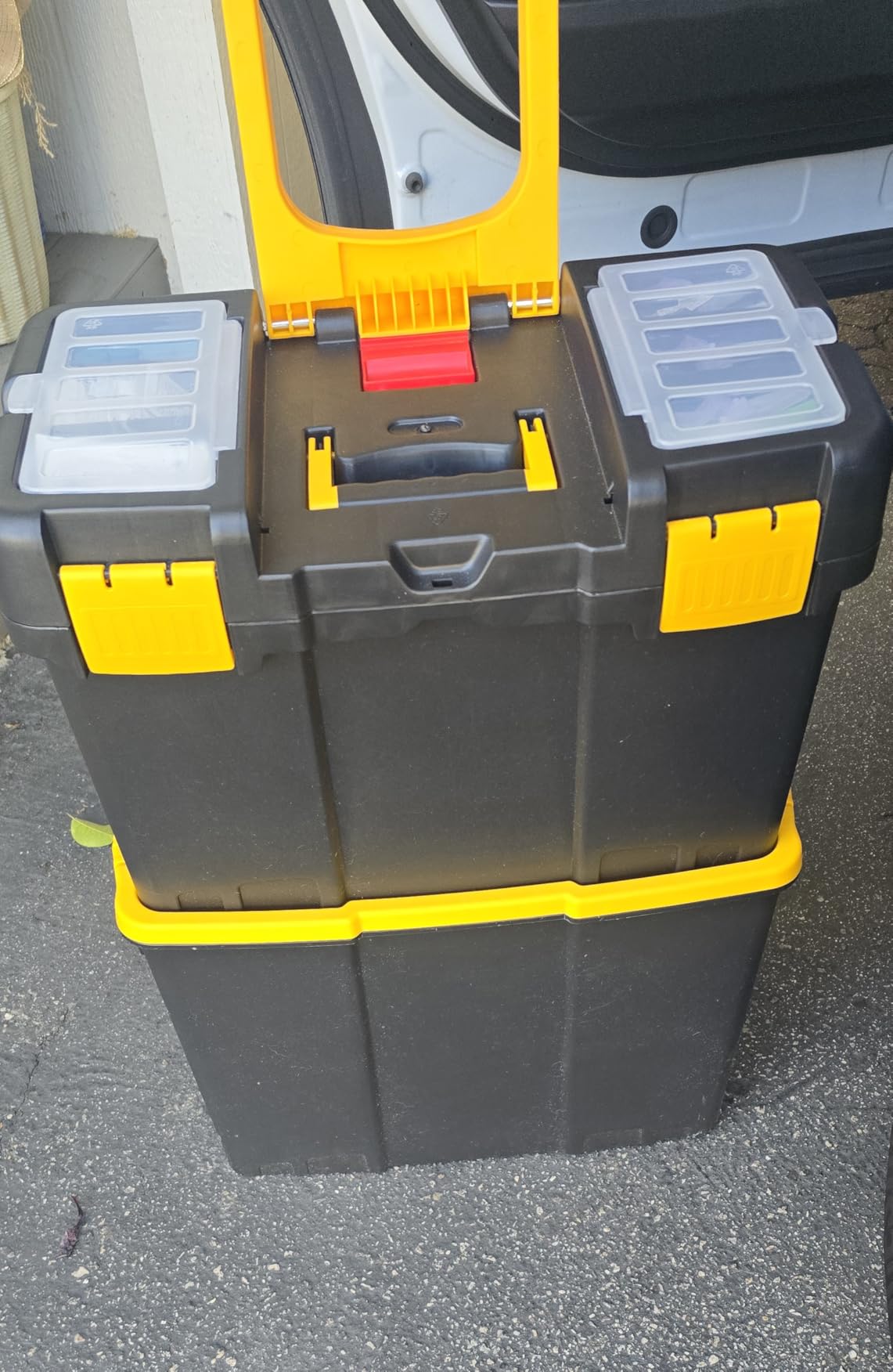 Stalwart Portable Tool Box with Wheels customer photo 1