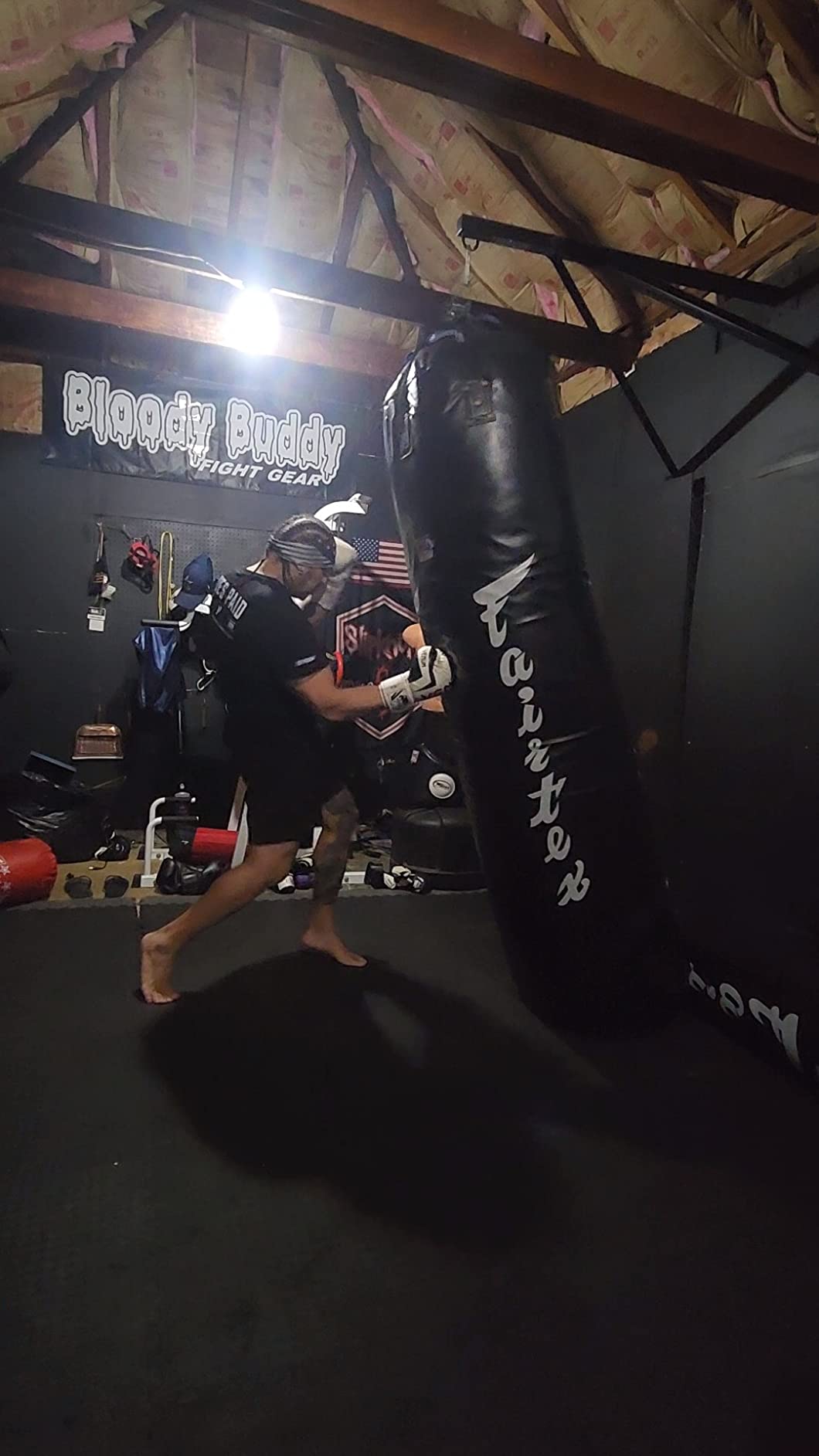 Fairtex HB6 Banana Heavy Bag, Muay Thai MMA Kickboxing Boxing Punching Bag customer photo 1
