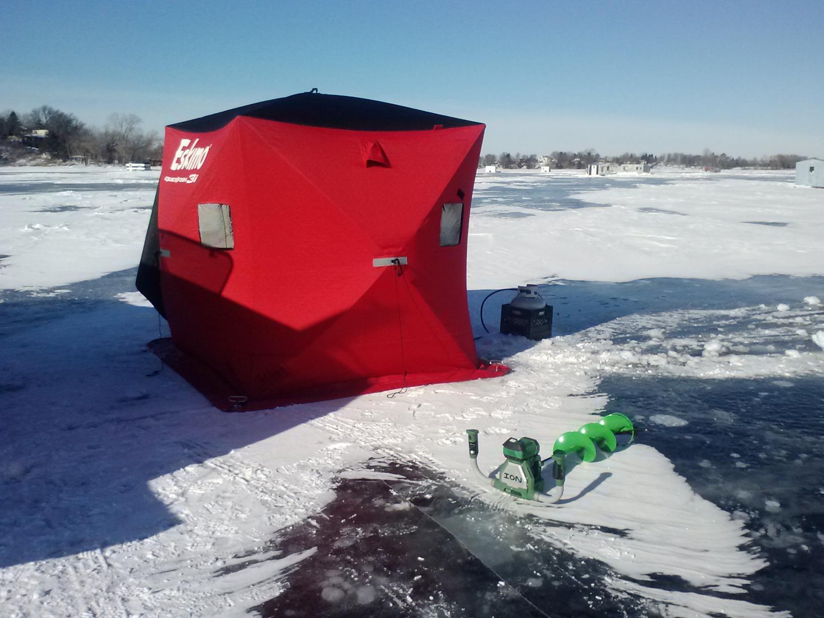 Eskimo 69445 Quickfish 3i Insulated Pop-Up Portable Hub-Style Ice Fishing Shelter, 34 Square Feet of Fishable Area, 3 Person Shelter, Red customer photo 2