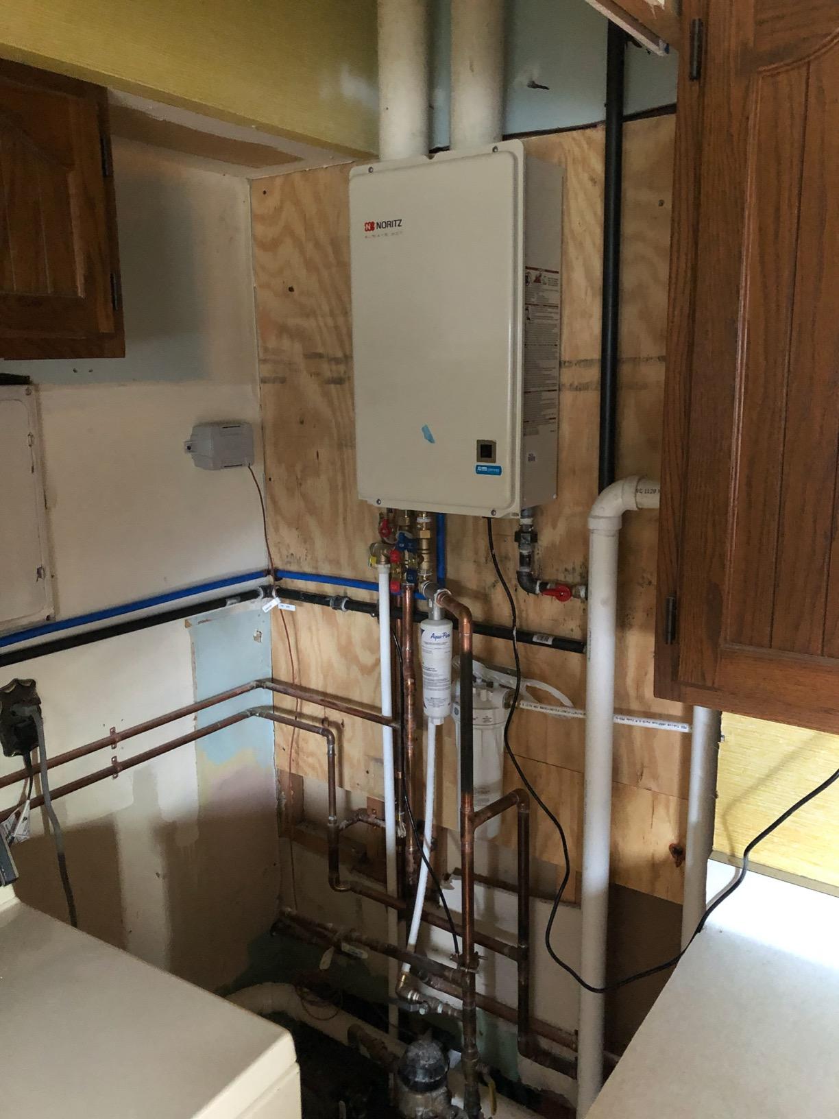 Noritz NRC66DVNG Indoor Condensing Direct Tankless Hot Water Heater, 6.6 GPM - Natural Gas customer photo 2