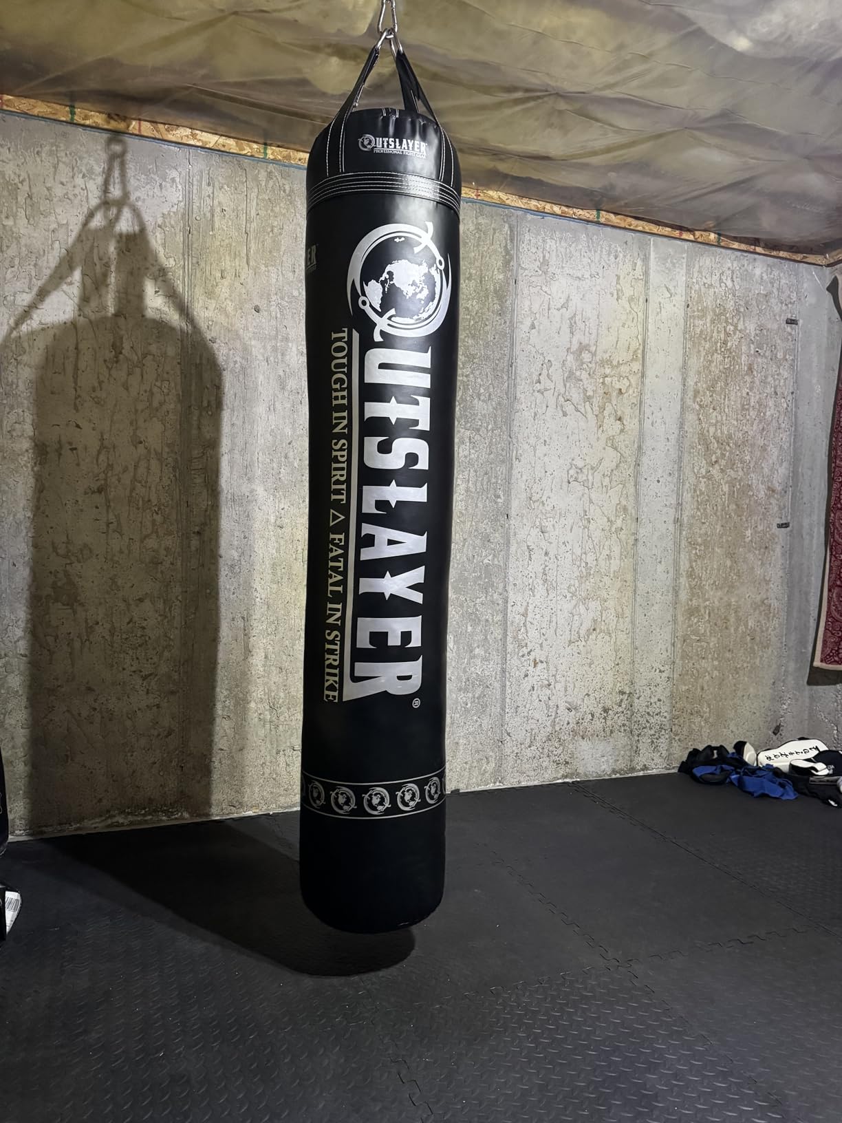 Outslayer Muay Thai Kickboxing Heavy Punching Bag – 6ft 130 lb – Made in USA – for MMA, Boxing & Training customer photo 1