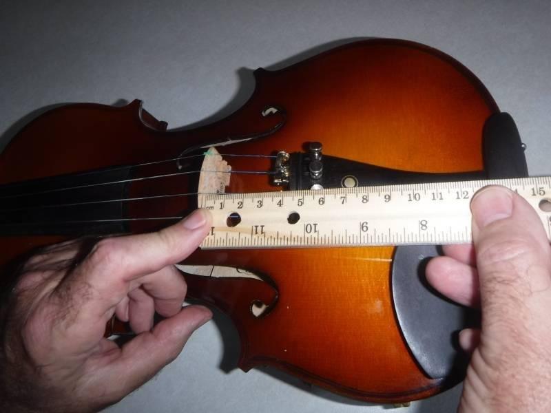 Cecilio 4/4 Violin Solidwood Violin with Strings, Bow, Rosin, Tuner, Shoulder Rest & Lesson Book customer photo 1