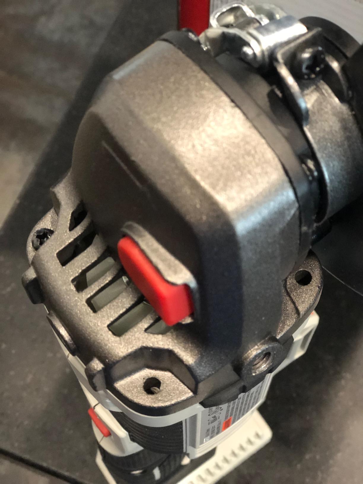 PORTER-CABLE 20V MAX* Angle Grinder Tool, 4-1/2-Inch, Tool Only (PCC761B) customer photo 2