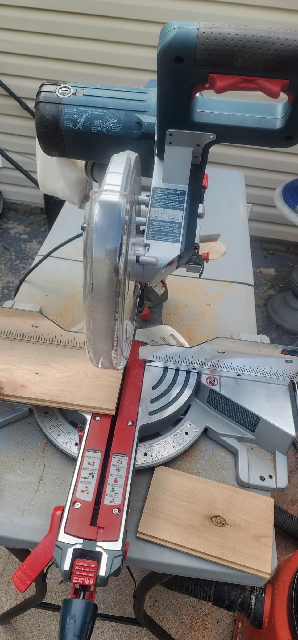BOSCH 15.0 Amp CM10GD 10 In. Dual-Bevel Glide Miter Saw for Woodworking customer photo 2