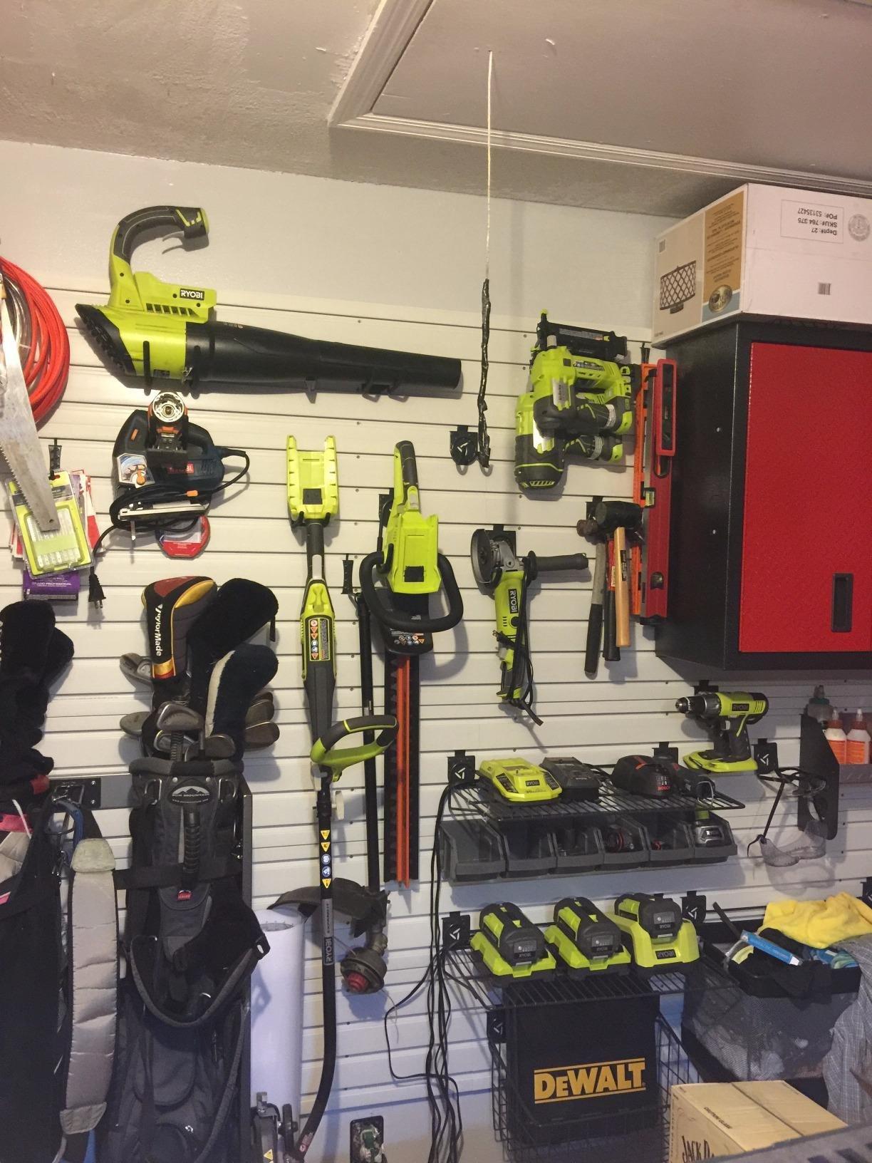 Ryobi RY40402A 155 mph 300 CFM 40-Volt Lithium-ion Cordless Jet Fan Blower (TOOL ONLY- Battery and Charger NOT included) customer photo 1