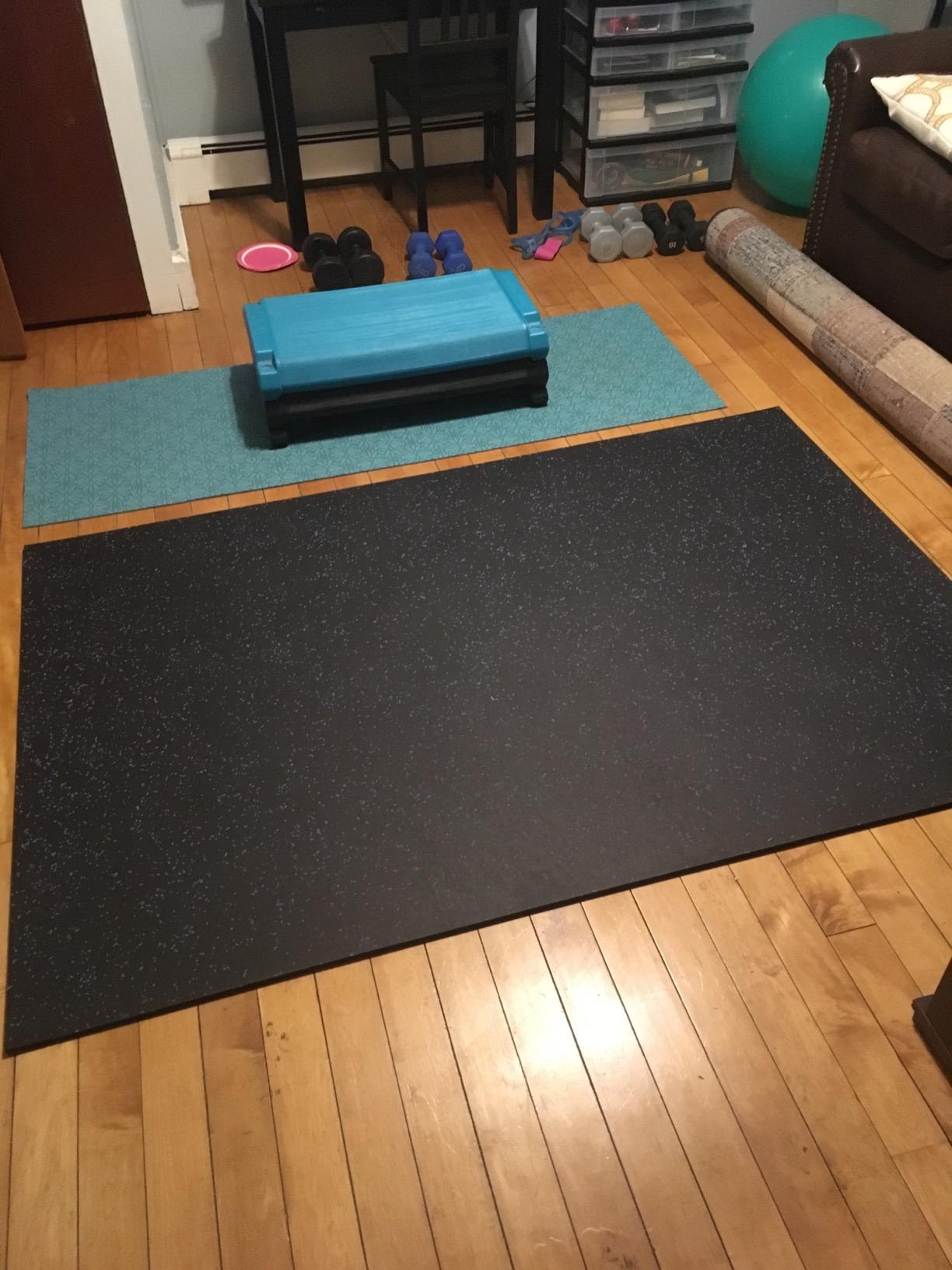 IncStores 4'x6' Premium Mat - Vulcanized Rubber Exercise Mat, High Density Floor Mats for Gym Flooring, Home Gym, and Horse Stall Mat customer photo 1