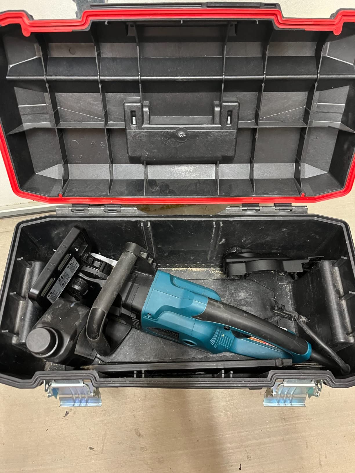 Makita-UC4051A Chain Saw, Electric, 16 in. Bar - Sliver customer photo 2