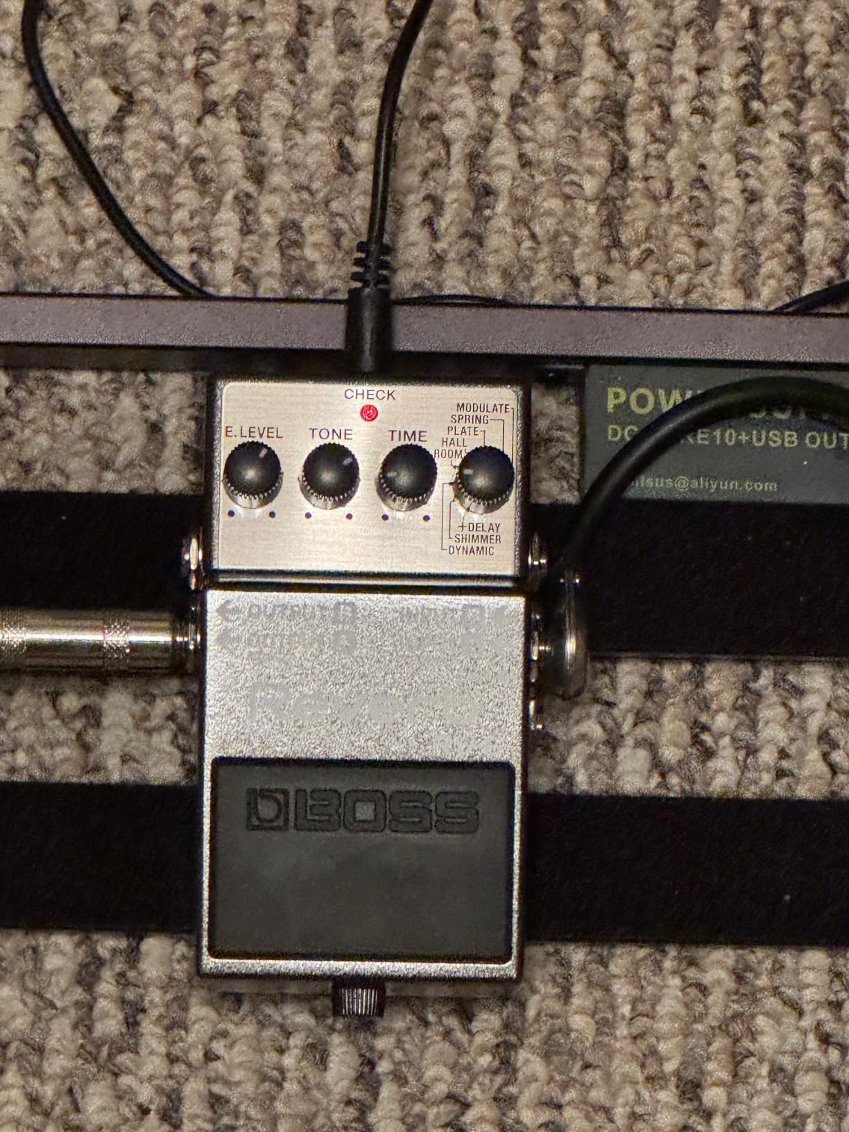 BOSS RV-6 Reverb Guitar Pedal (RV-6) customer photo 2