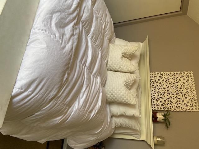 puredown® Goose Down Comforter King Size, 800 Fill Power, 100% Cotton Winter Oversized Down Duvet Insert 700 Thread Count, Heavyweight Cloud Fluffy Pinch Pleat Extra Warmth customer photo 2