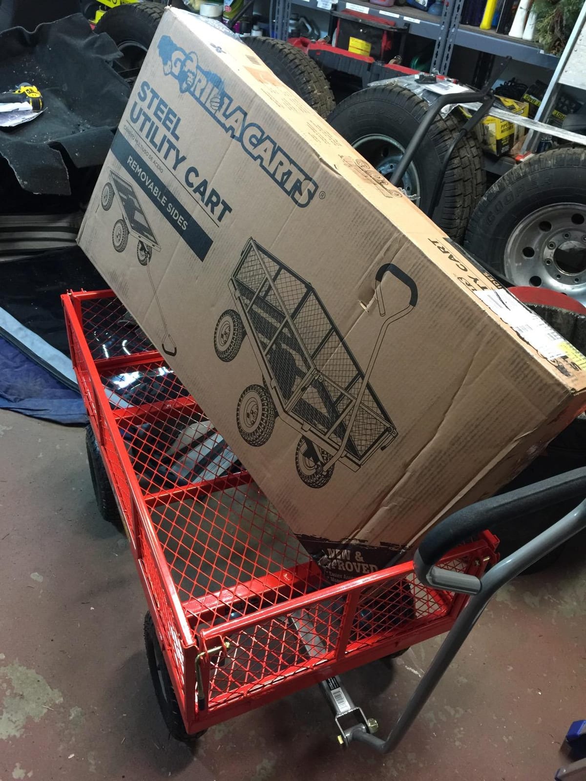 Gorilla Carts Steel Utility Garden Cart, 800 lb. Capacity, 4 Cu Ft, Red customer photo 1