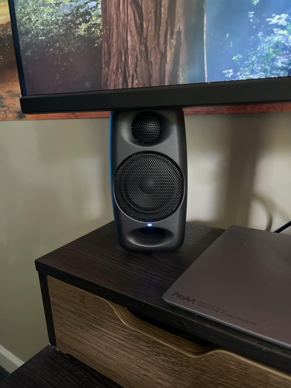IK Multimedia iLoud Micro Monitor 50 watt Portable Wireless Bluetooth Studio Reference Monitors, Dual Speakers for Music Production, Mixing, Mastering, Composing, producing and DJs customer photo 1