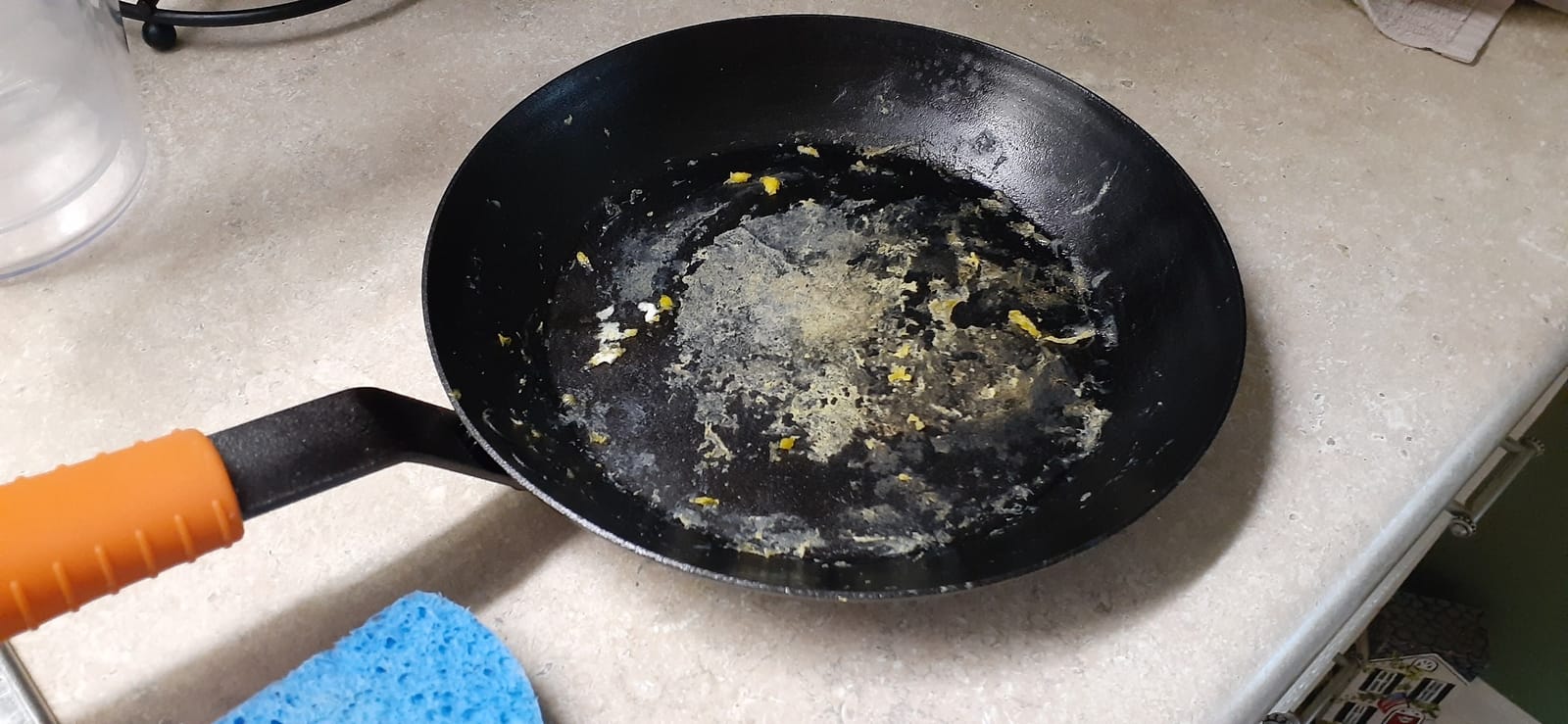 Lodge Carbon Steel Skillet with Handle Holder, 10 Inches customer photo 1