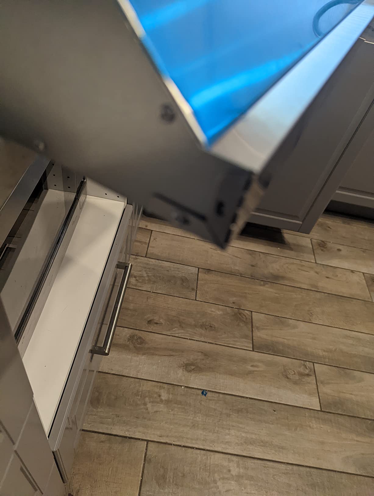 30 in. Vista Coll 380 CFM Ducted Wall Mount Range Hood LED, Stainless Steel customer photo 1