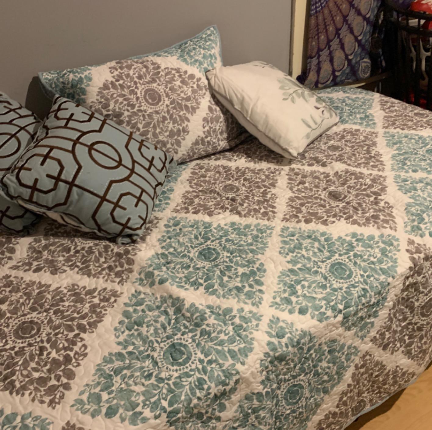 Linenspa 8 Inch Hybrid Mattress - Twin - Bed in a Box customer photo 2