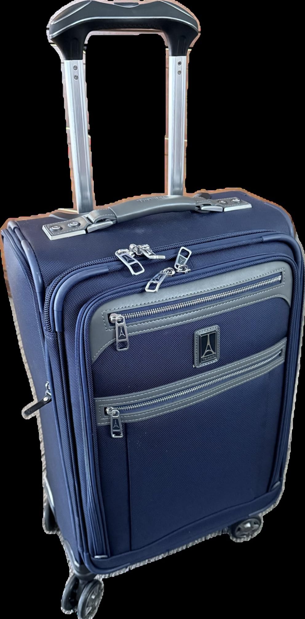 Travelpro Platinum Elite Checked Luggage Spinner, Black, 25-Inch customer photo 1