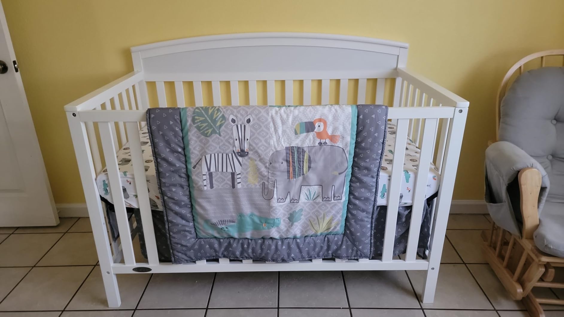 Graco Benton 5-in-1 Convertible Crib, Driftwood customer photo 2