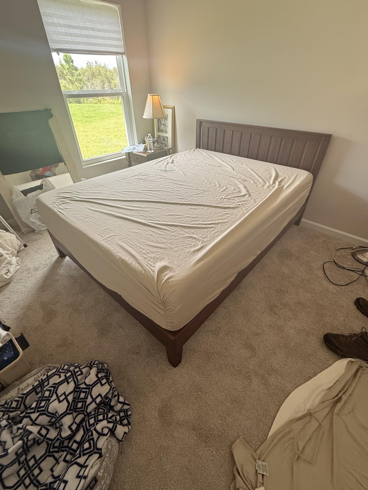 ZINUS Vivek Deluxe Wood Platform Bed Frame with Headboard, Wood Slat Support, No Box Spring Needed, Easy Assembly, Queen customer photo 2