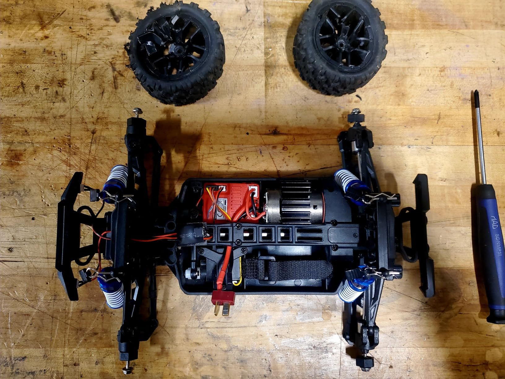 HAIBOXING 18859 1:18 Scale All Terrain RC Car, Hobby 4WD Remote Control Car | 2.4GHz Electric RC Vehicle 36 KPH High Speed 4X4 Waterproof Off-Road RC Truck with Two Rechargeable Batteries for RC Driving customer photo 1