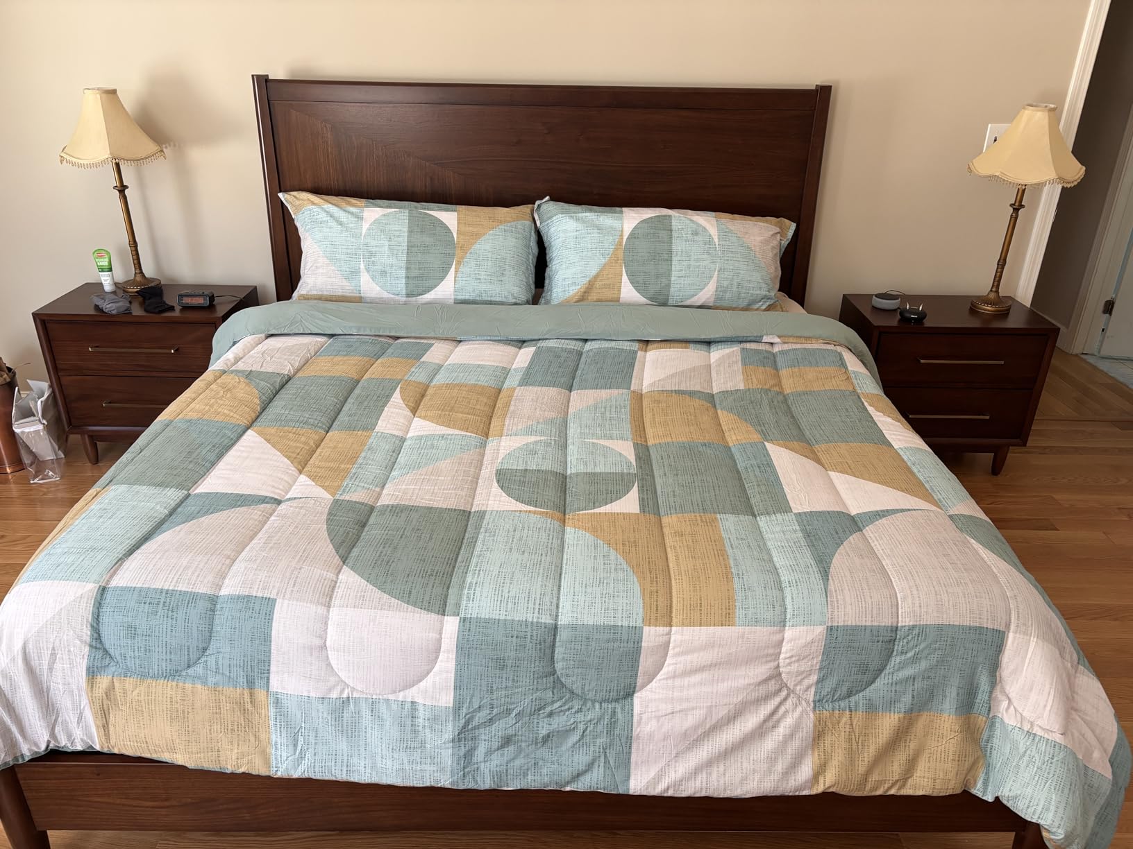 Queen Comforter Set with Sheets - 7-Piece Bedding Collection - 1 Comforter, 1 Fitted Sheet, 1 Flat, 4 Pillowcases - Deep Pocket - Soft & Breathable Premium Quality - Ideal for All Seasons, Gray customer photo 1