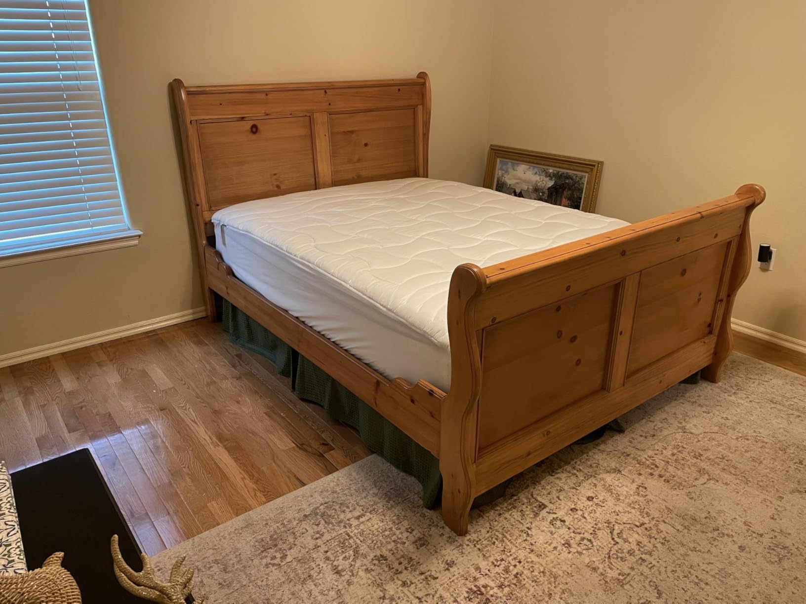 Amazon Basics Foldable Metal Platform Bed Frame with Storage, Sturdy Steel Support, No Box Spring Needed, 14-inch High, Tool-Free Setup, Twin Size, Black customer photo 2
