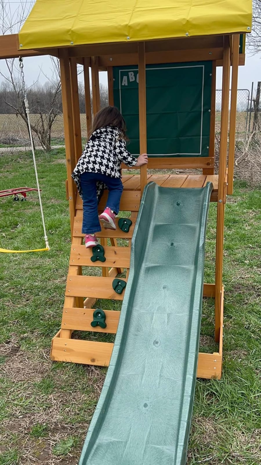 KidKraft Appleton Wooden Swing Set, (Amazon Exclusive) customer photo 2