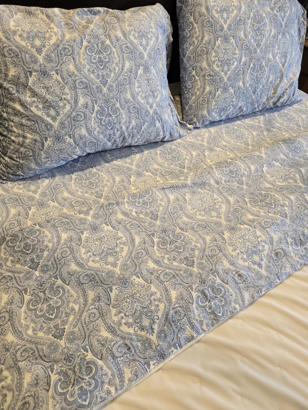 Feather & Stitch 100% Cotton Percale 300 Thread Count Queen 4 Pc Sheet Set customer photo 1