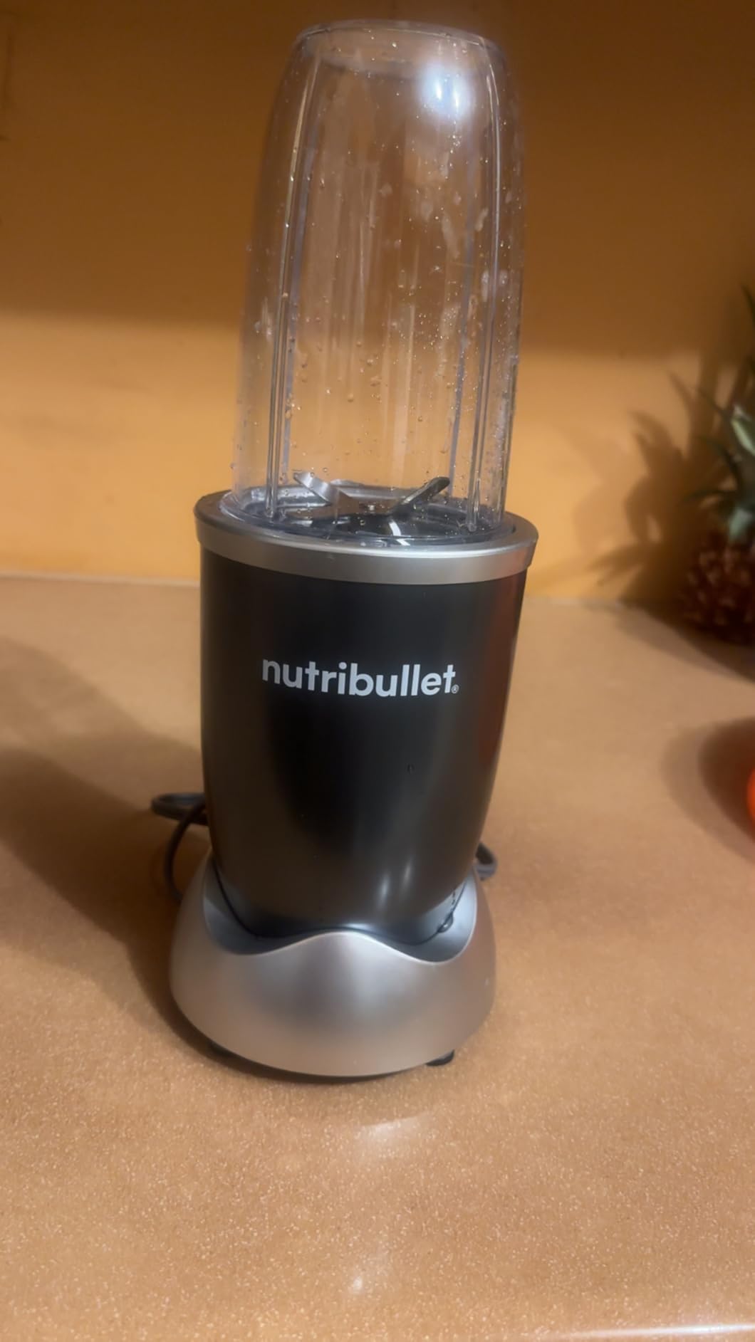 Nutribullet Personal Blender, Shakes, Smoothies, Food Prep, and Frozen Blending, 24 Ounces, 600 Watt, Dark Gray, NBR-0601WM customer photo 1