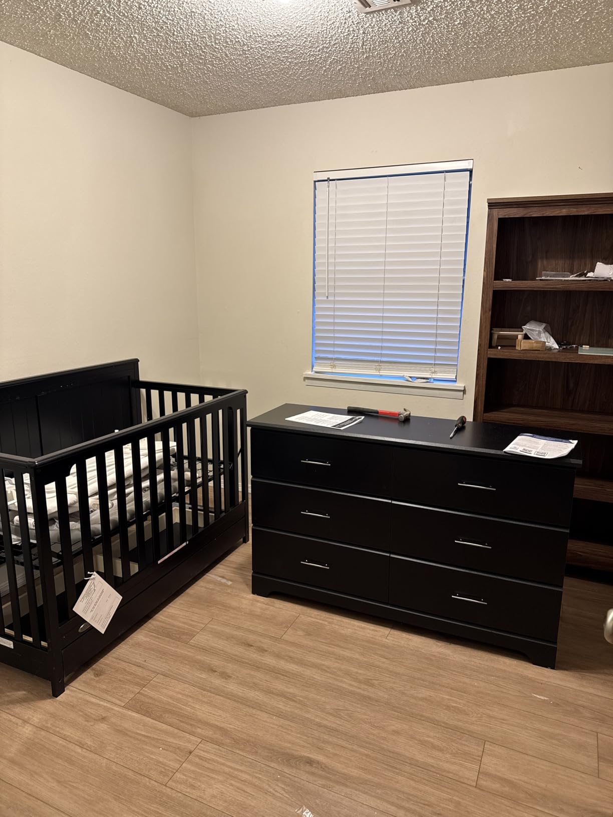 Graco Hadley 5-in-1 Convertible Crib with Drawer, White customer photo 2