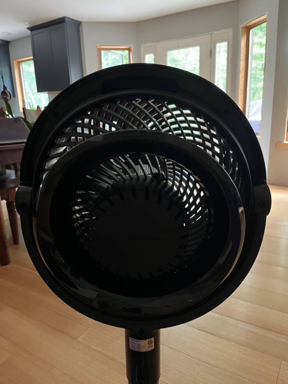 Vornado 7803 Large Pedestal Whole Room Air Circulator, Fan with Adjustable Height, 33-40 in, 3 Speed Settings, Removable Grill for Cleaning, Black Standing Floor Fan for Bedroom customer photo 2