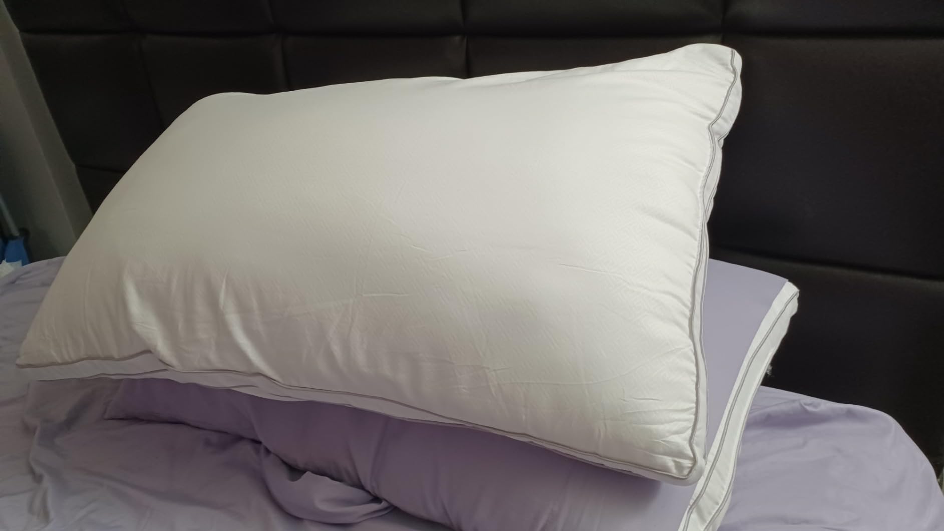 viewstar Pillows Queen Size Set of 2, Firm Support Bedding, White customer photo 2