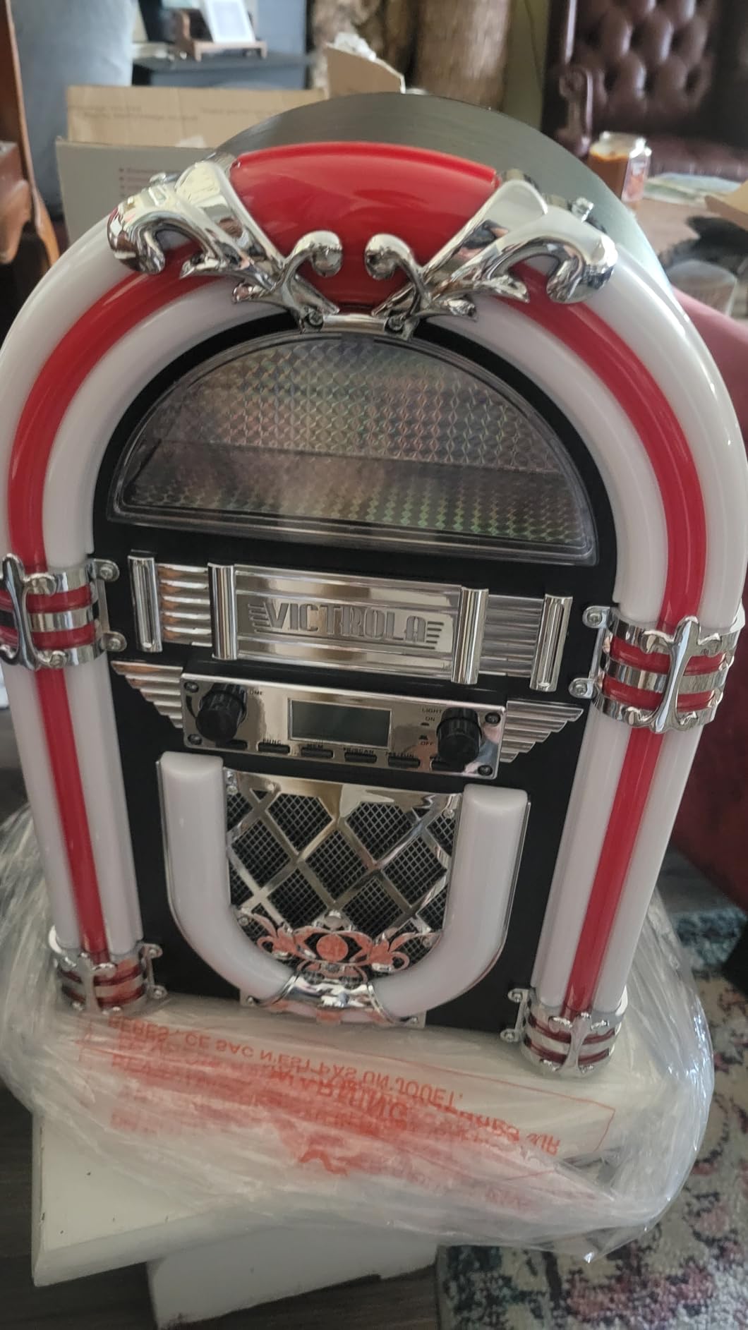 Victrola Redding - Bluetooth Jukebox Speaker with Lightshow - Silver | Built-in speaker, FM radio, Bluetooth and 3.5mm aux input, 5 color-changing LED tubes, compact 50s diner design, corded power customer photo 2