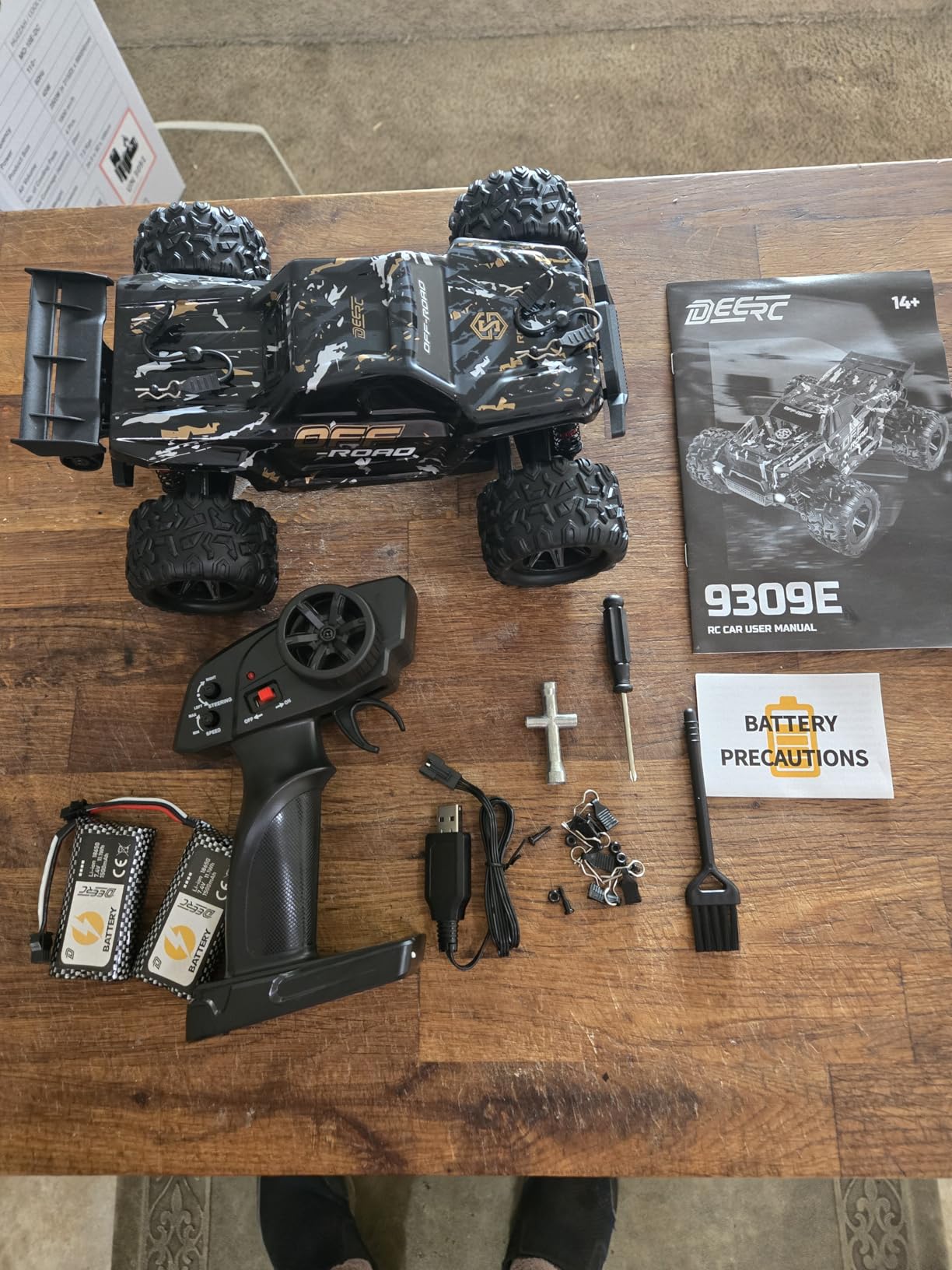 DEERC 9300E Remote Control Car High Speed RC Cars for Kids Adults 1:16 Scale 40 KM/H 4WD Off Road Monster Trucks,2.4GHz All Terrain Toy Trucks with 2 Rechargeable Battery customer photo 1