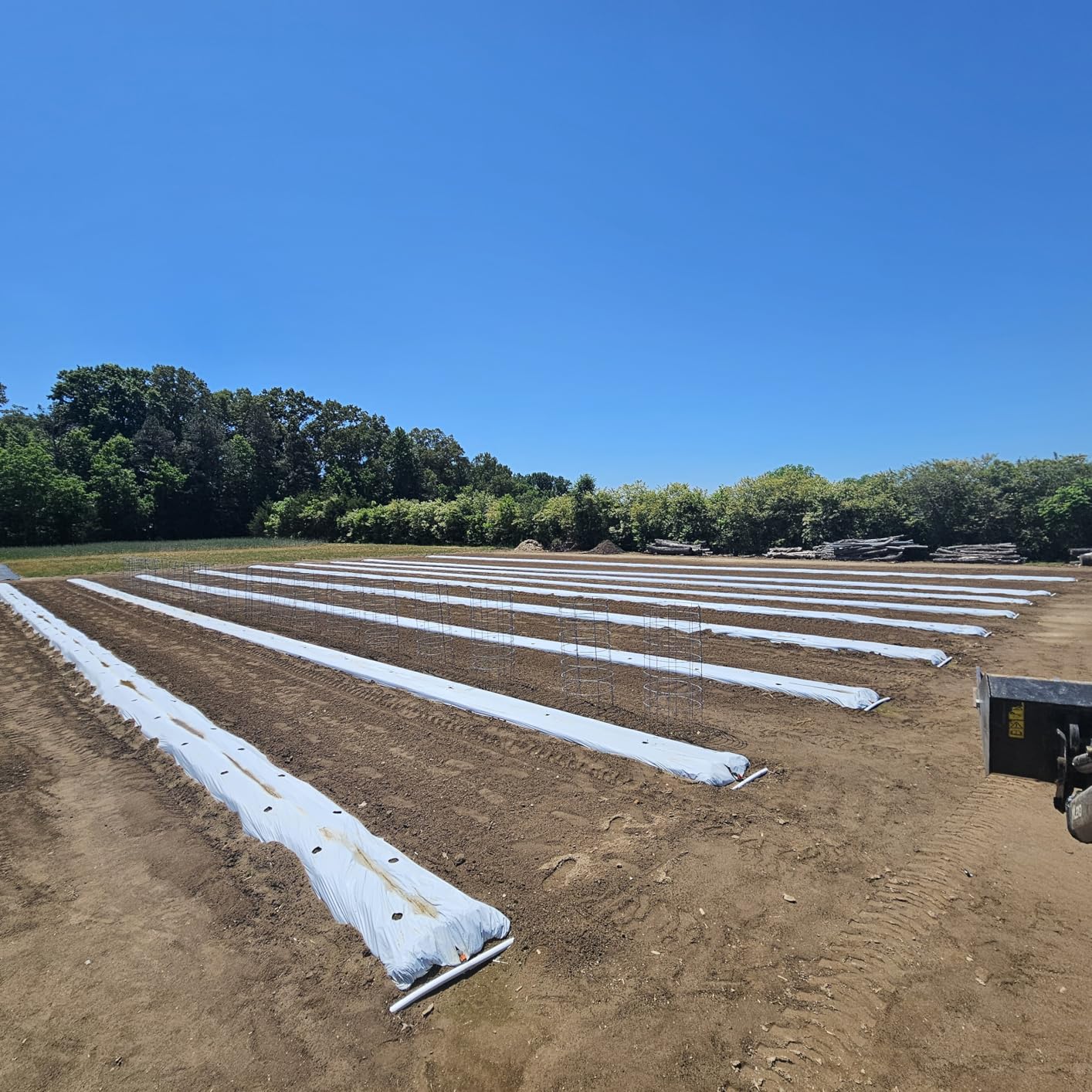 PetraTools HD4000 Battery Powered Backpack Sprayer, 6 Hr Runtime, 6 Nozzles customer photo 2