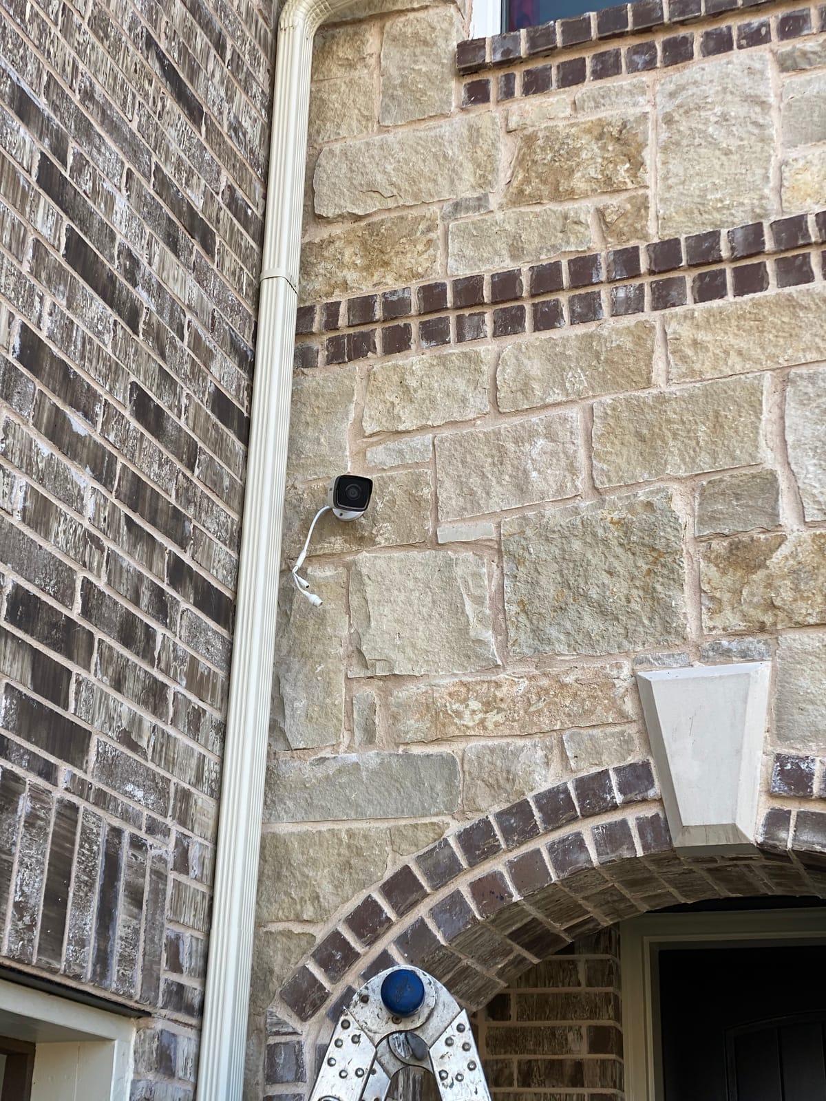 ANNKE Home Wired Camera Security System with Audio, 8X 1080P Cams, 1TB HDD customer photo 1