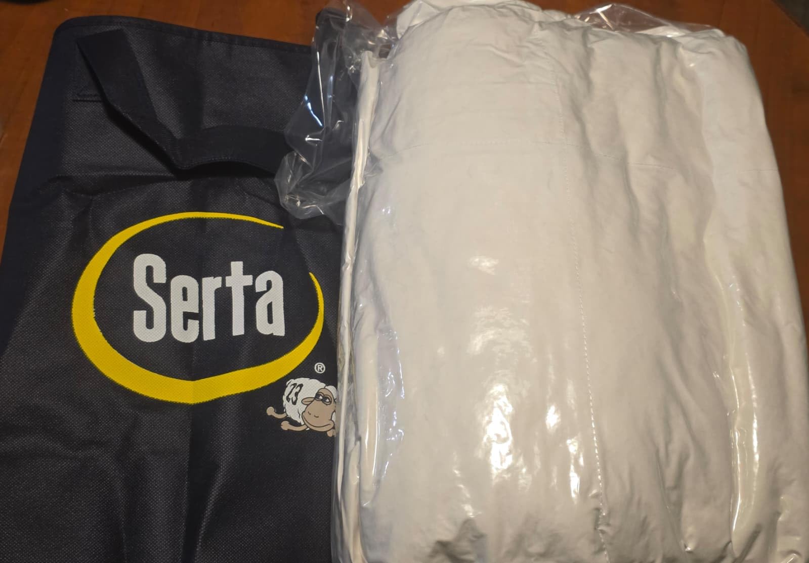 Serta Goose Feather Down Fiber Comforter King Size - 100% Cotton Cover Duvet Insert - Hotel Luxury Hypoallergenic Bedding Comforter All Season Medium Warmth 106 x 90 Inch White customer photo 2