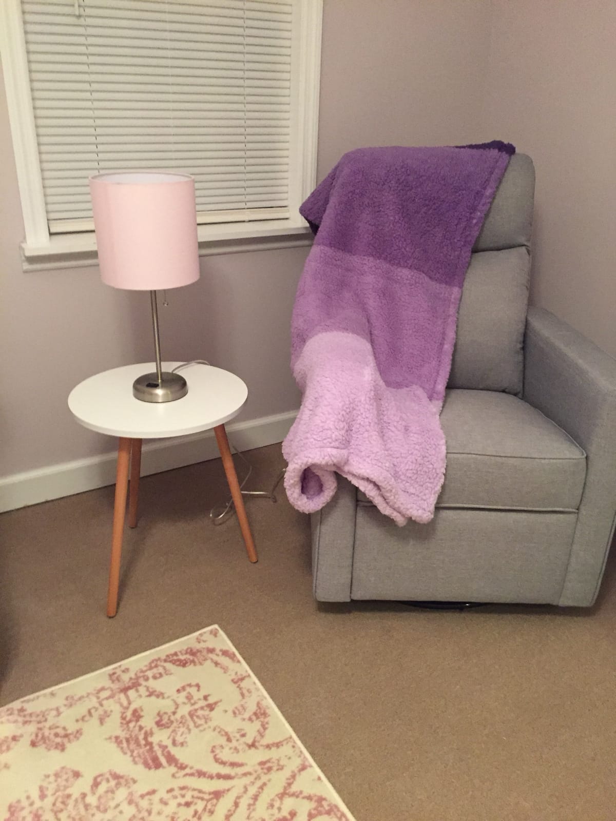 DaVinci Gabby Glider Recliner Nursery Chair w/ 360° Swivel - Misty Grey customer photo 2