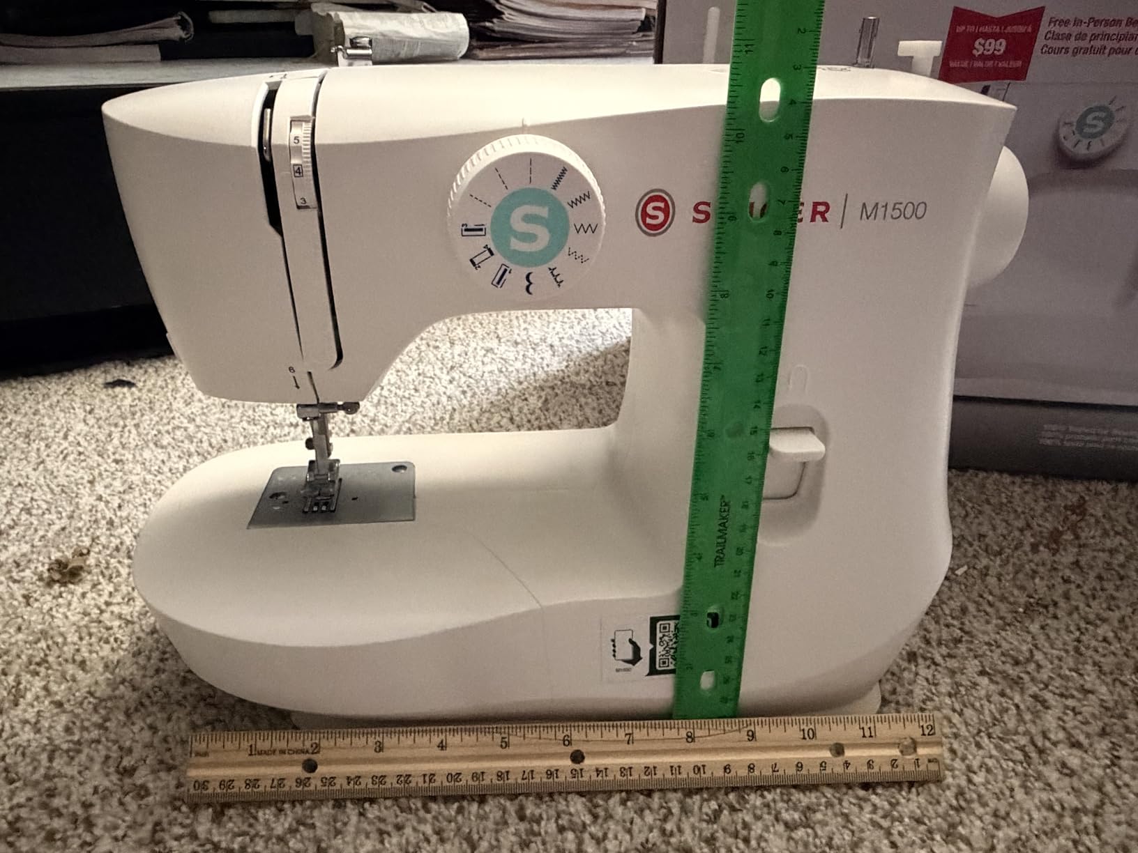 SINGER® M1500 Lightweight & Portable Sewing Machine with Accessory Kit customer photo 1