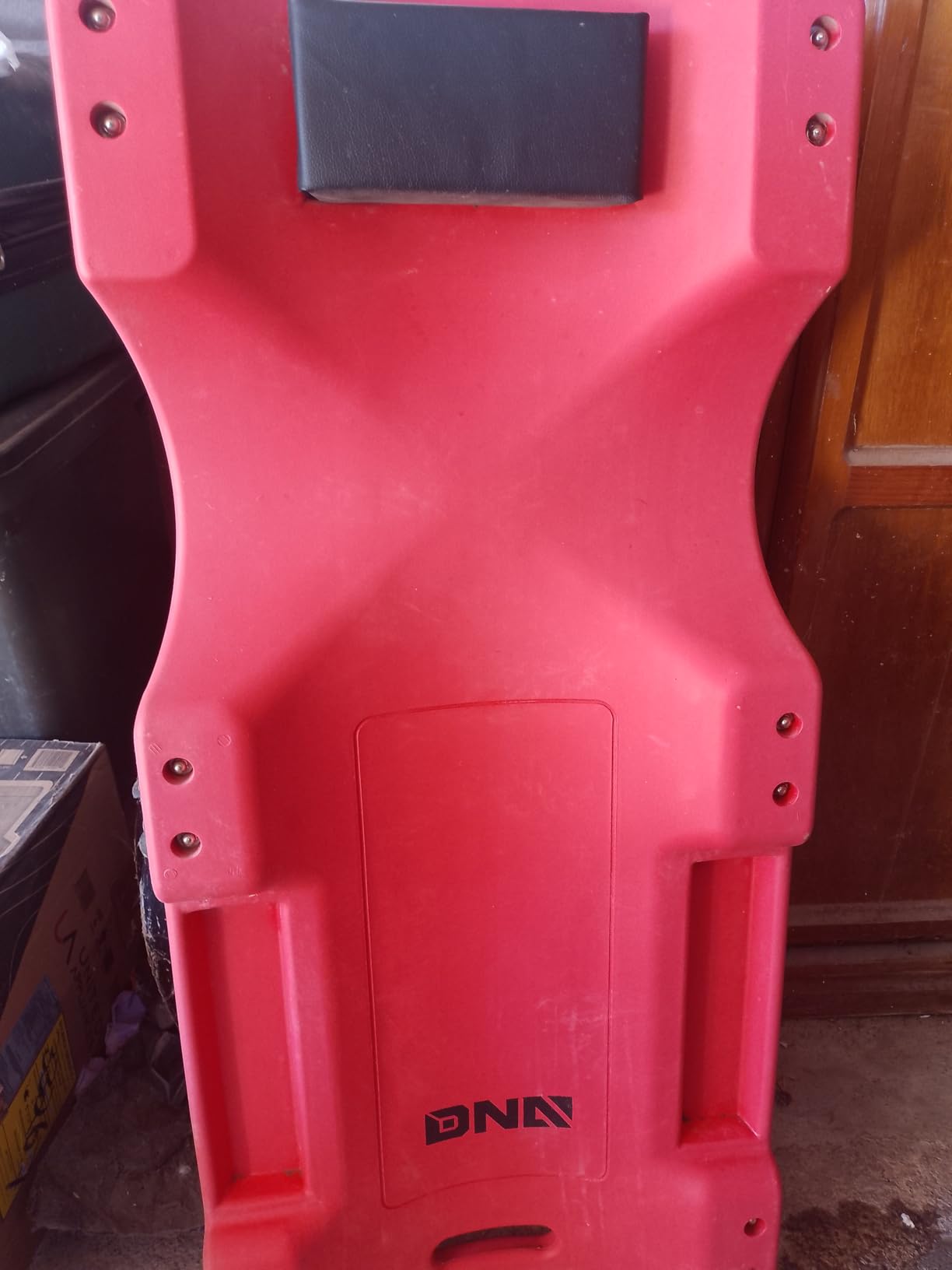 DNA MOTORING 40 Inch Mechanic Creeper, Blow Molded Low Profile Rolling Garage Creeper, w/Padded Headrest, Dual Tool Trays, 350lbs Capacity, Red, TOOLS-00005 customer photo 2
