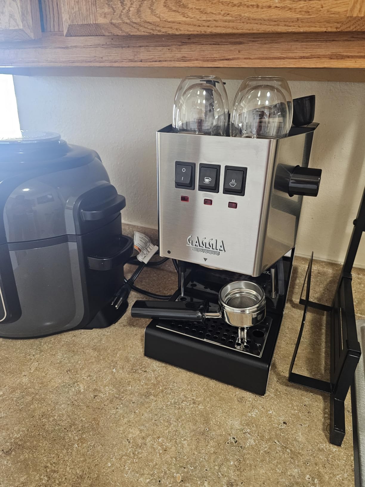 Gaggia RI9380/49 Classic Evo Pro Espresso Machine, Thunder Black, Small customer photo 2