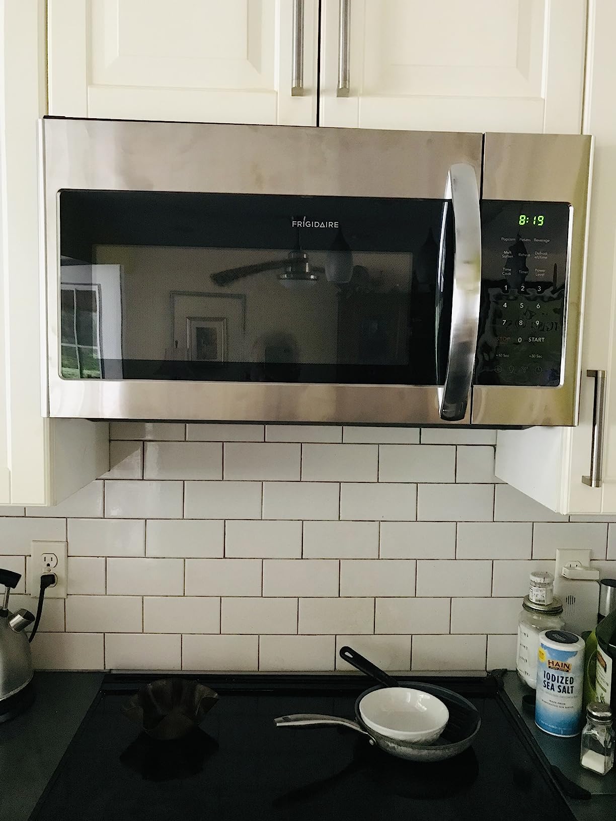 Frigidaire 1.8 Cu. Ft. Stainless Steel Over-The-Range Microwave customer photo 2