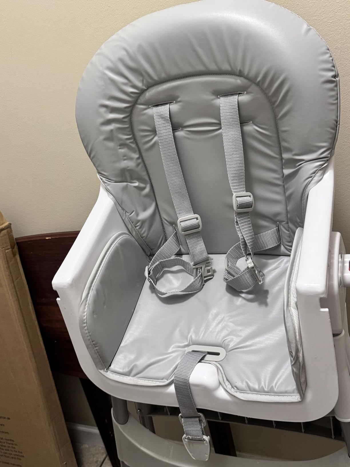 Dream On Me TableTalk 2-in-1 Convertible High Chair, 5-Point Harness, Gray customer photo 2