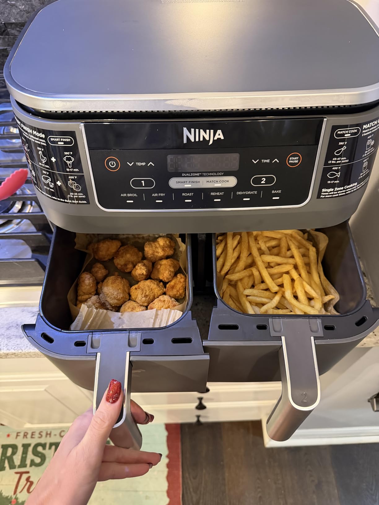 Ninja DZ201 Foodi 8 Quart 6-in-1 DualZone 2-Basket Air Fryer, Match Cook and Smart Finish to Roast, Broil, Dehydrate for Quick Easy Meals, Grey customer photo 2