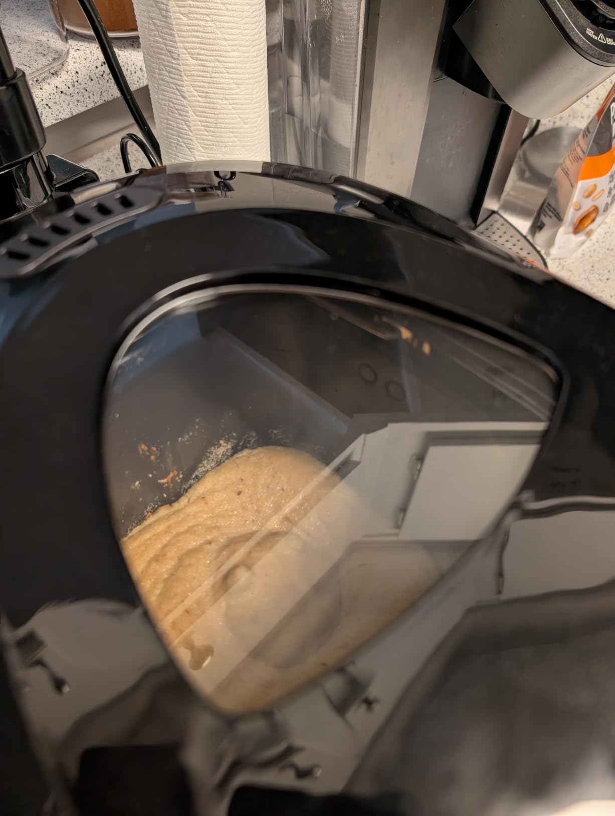 Elite Gourmet Programmable Bread Maker, 2 Lb, 3 Sizes, 19 Presets, Black customer photo 2