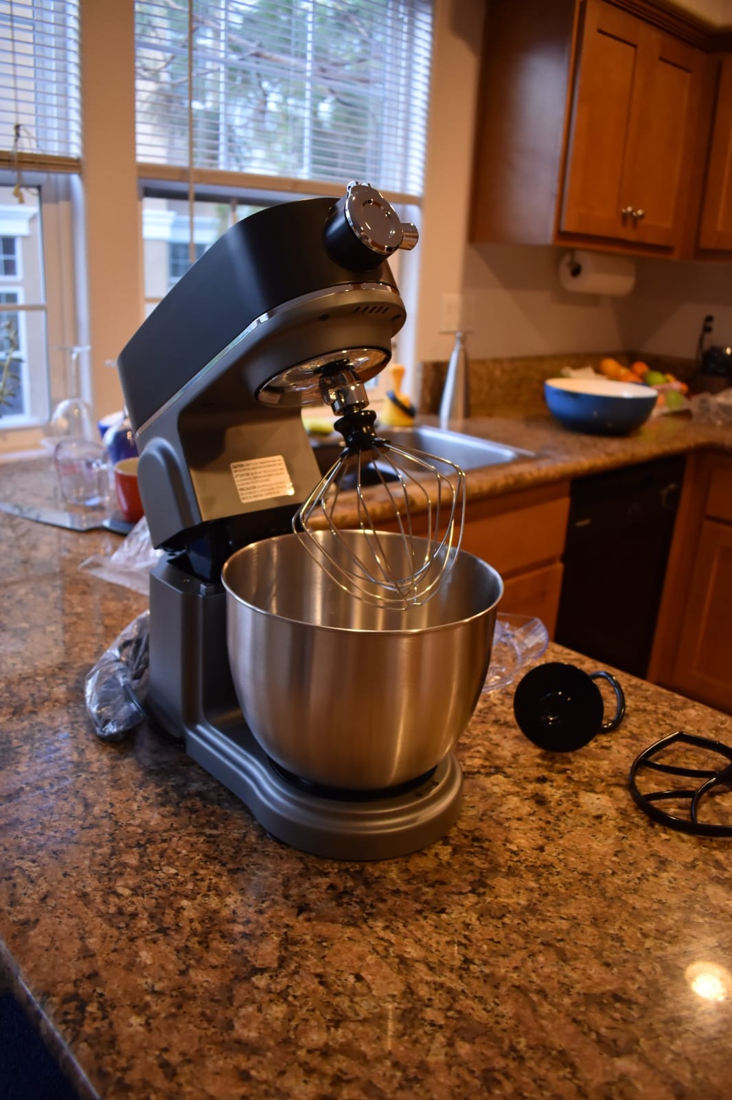 Hamilton Beach Professional All-Metal 5 Qt Stand Mixer With 12 Speeds | Stainless Steel Bowl | 450 Watts| Attachment Hub | Flat Beater, Dough Hook, Whisk | Tilt-Back Head | Stainless Steel | 63240 customer photo 1