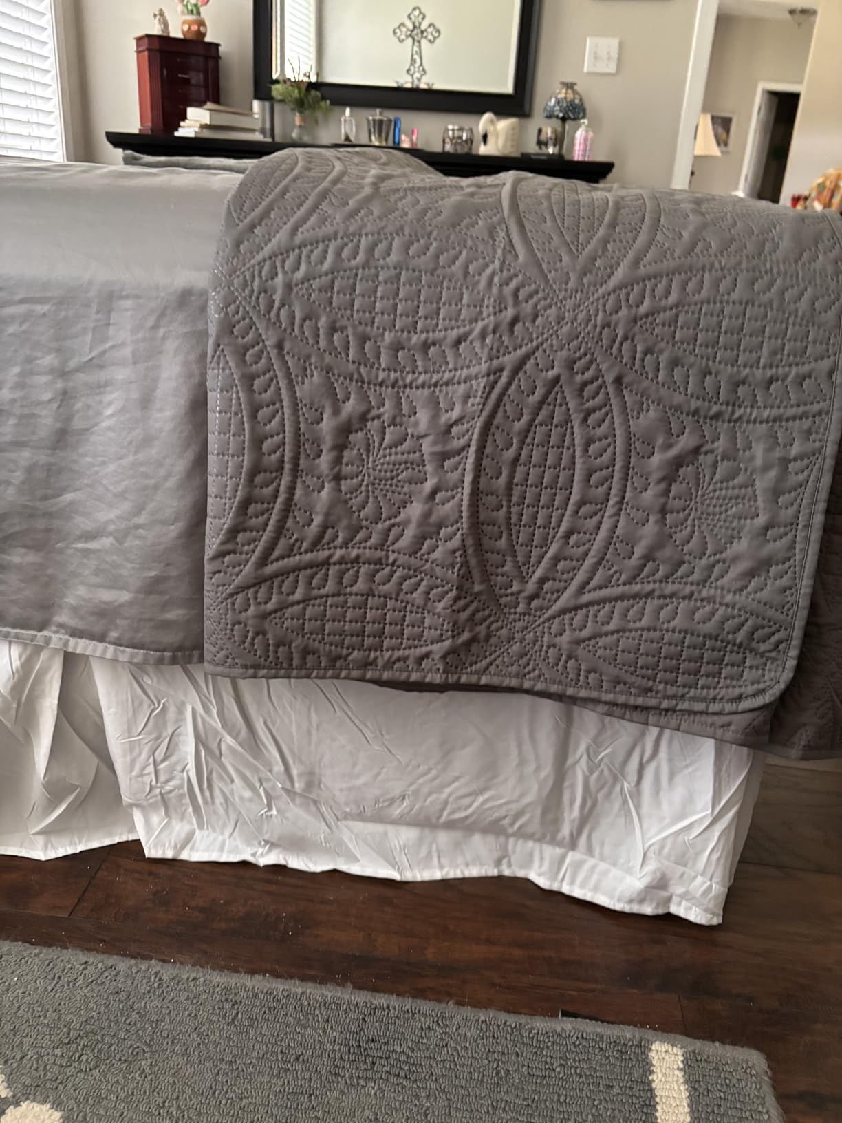 Love's cabin Quilts for Queen Bed Blue Bedspreads - Soft Bed Summer Lightweight Bedspread Comforter - Modern Style Coin Pattern Coverlet for All Season - 3 Pieces (1 Quilt, 2 Pillow Shams) customer photo 1