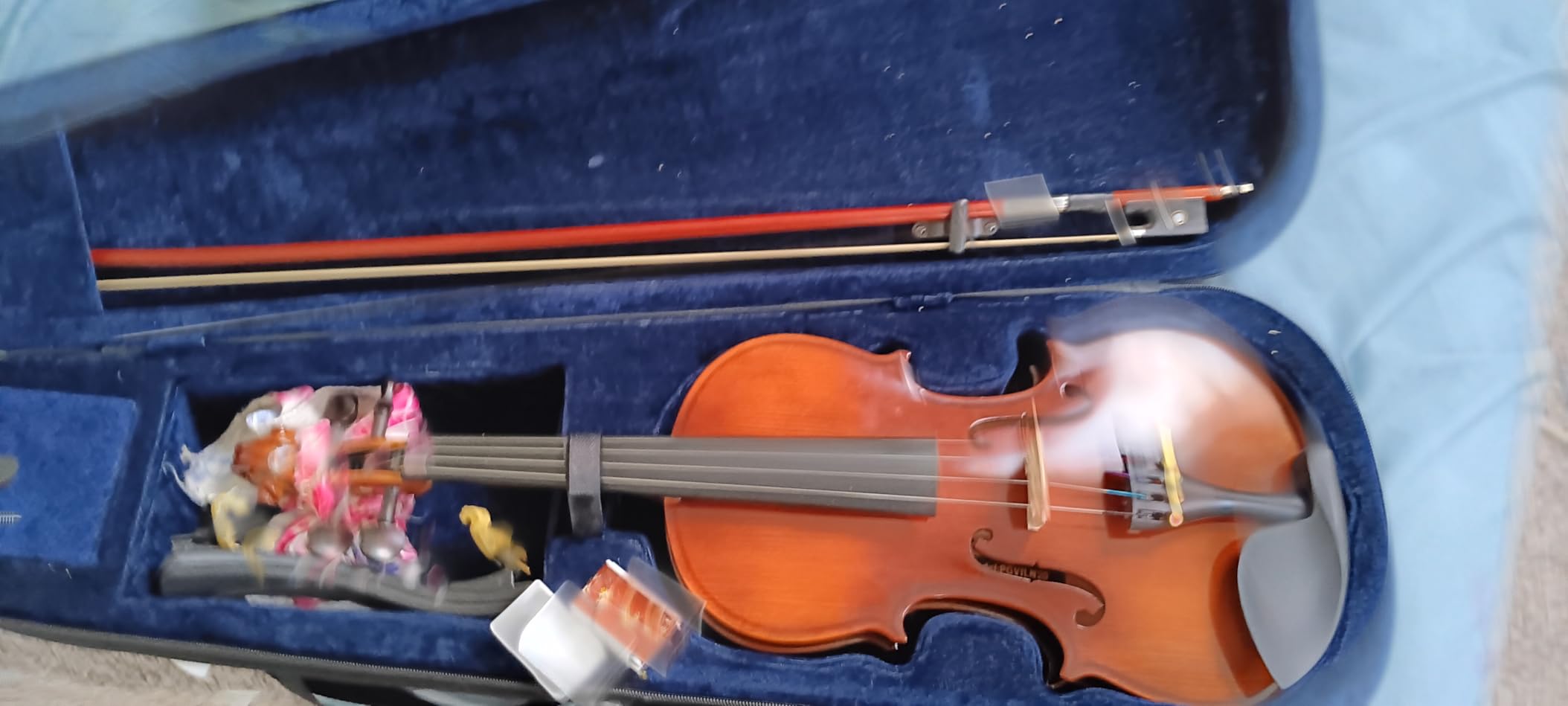 Pyle 4/4 Full Size Acoustic Violin for Beginners – Complete Violins Set with Hard Case, Bow, Extra Strings, Rosin, Full Accessories Kit - Mobile App Tuner 2 Month Free Lessons for Kids & Adults customer photo 1