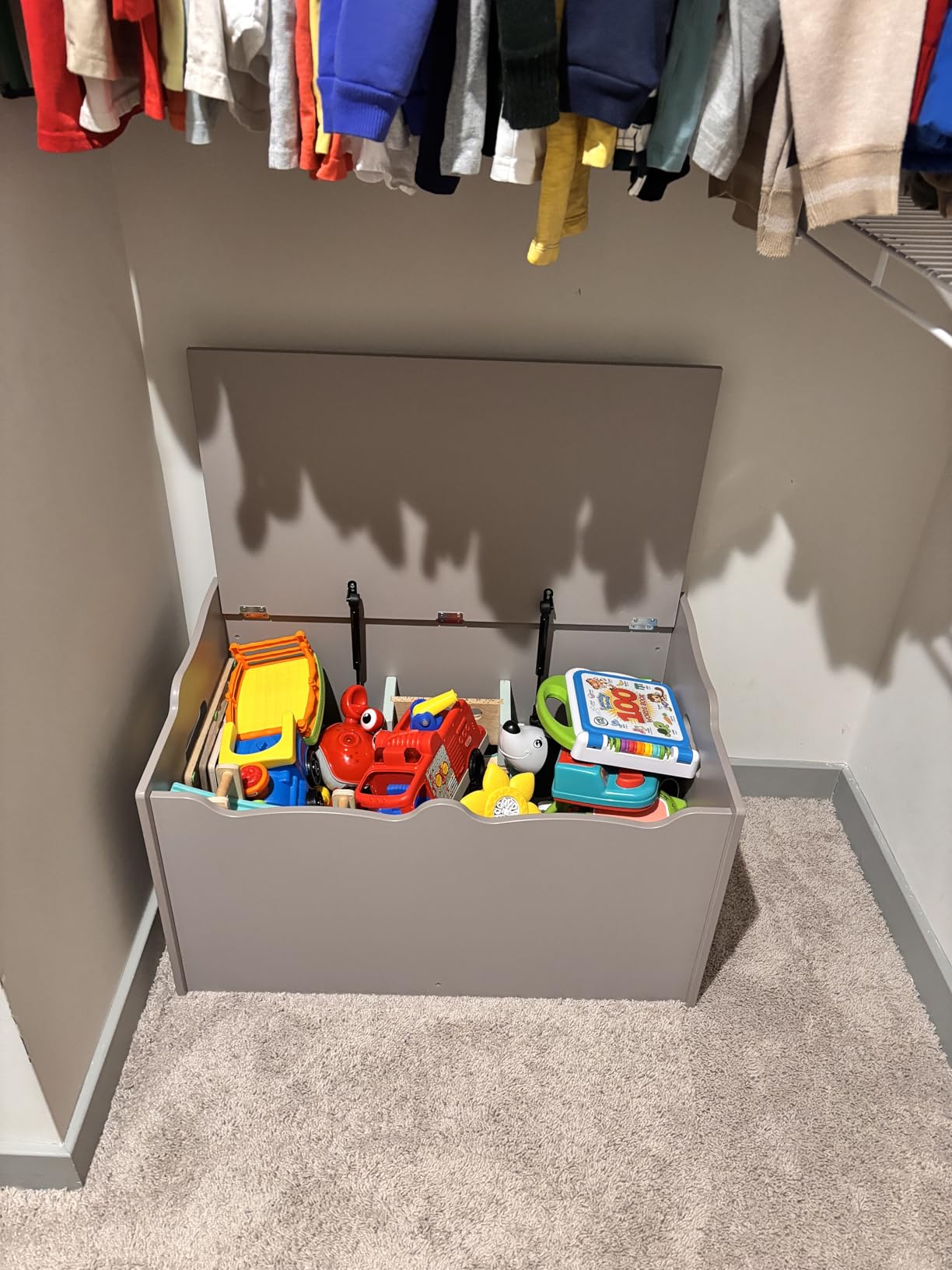 Amazon Basics Kids Wooden Toy Storage Chest with Safety Lid, Spacious Organizer for Bedroom, White, 30