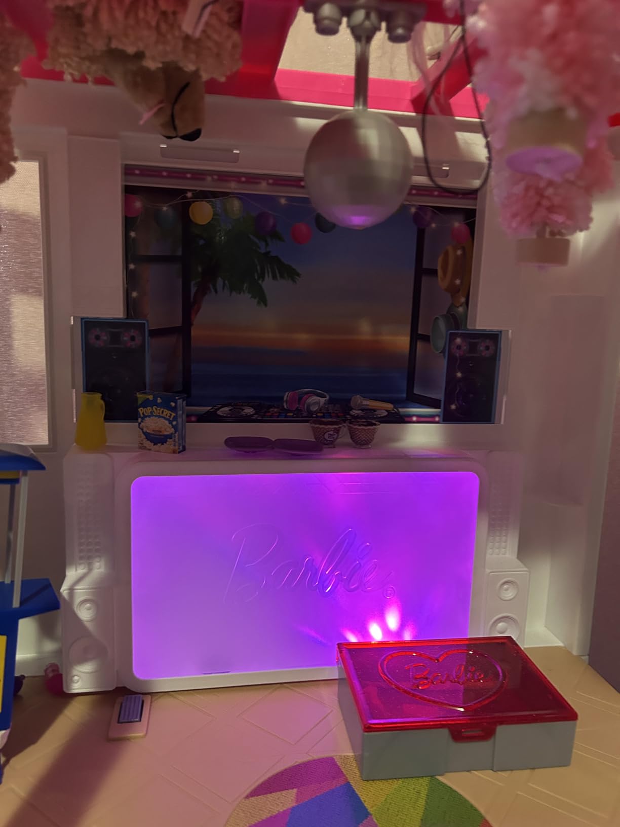 Barbie Dreamhouse Dollhouse Playset customer photo 1