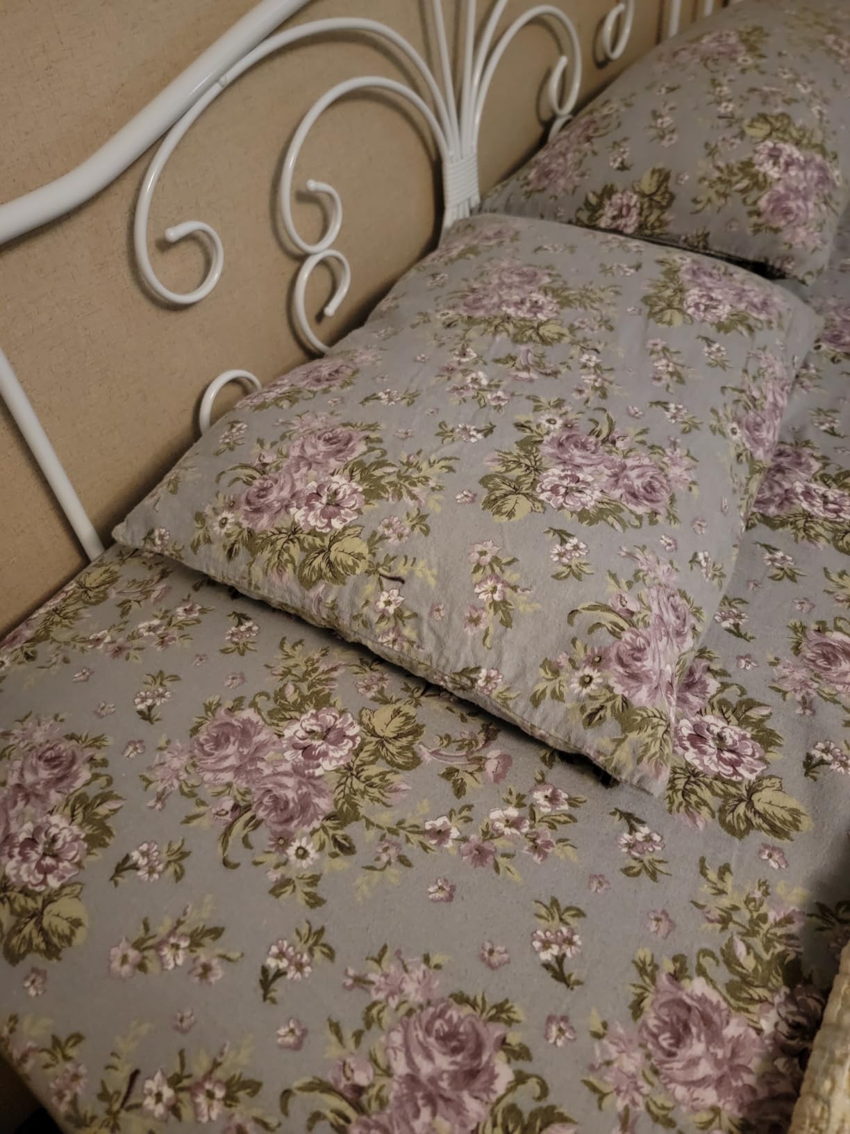 Bliss Casa 4 Piece 100% Cotton Flannel Sheets Queen Size Bed Set - Warm & Extra Soft - Deep Pockets, Breathable, All Seasons Comfy - Double Brushed Bed Sheet (Blossom) customer photo 1