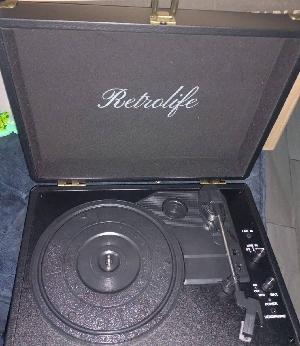 Retrolife® Vinyl Record Player with Speakers, Bluetooth Vinyl Player-Black customer photo 1